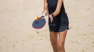 Por que o beach tennis ganha cada vez mais praticantes no Brasil?