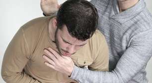 Esta técnica simples pode salvar quem está se engasgando