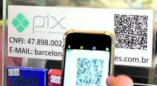 Pix bate recorde e registra mais de 297 milhões de transações em dia de 13º salário e Black Friday