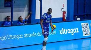 Vôlei Renata atropela o Suzano em noite de Adriano e do saque