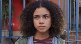 Três Graças: Joélly e o pai ficam cara a cara, mas ela o rejeita