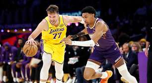 Lakers encerram sequência de vitórias diante dos Suns