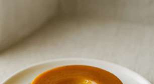 Pudim de 3 ingredientes sem açúcar: o passo a passo simples que surpreende no sabor