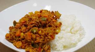 Carne moída com quiabo: receita saudável para a semana