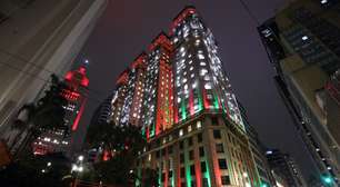 Edifício Martinelli em SP recebe iluminação de Natal pela 1ª vez