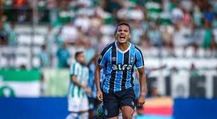 Grêmio divulga relacionados para duelo contra o Fluminense com retorno na zaga e ausências no ataque