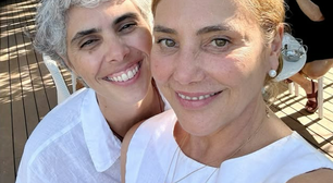 Heloisa Périssé posa com nova namorada em festa de Walcyr Carrasco