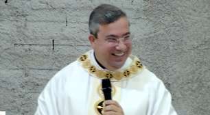 Gol do Flamengo na Libertadores interrompe missa e diverte padre