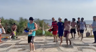 Polícia prende suspeitos de 'golpe da maquininha' após romeno denunciar cobrança de R$ 10 mil por cigarro no RJ