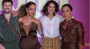 Após 6 anos de relação discreta com famosa, atriz de 'Dona de Mim' abre o jogo e celebra união com cantora: 'Amor da minha vida'