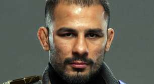 EXCLUSIVO! Alexandre Pantoja agradece Makhachev por reconhecimento no UFC, comemora e eleva russo