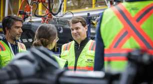 CEO da Ford chama Xiaomi SU7 de "Apple da China"