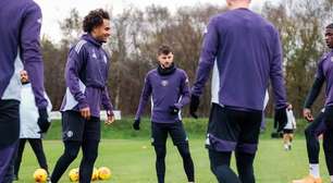 Manchester United x West Ham: onde assistir, escalações e arbitragem