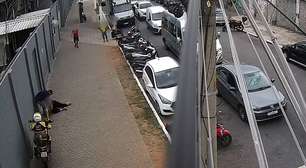 Homem é preso em minutos após enforcar e derrubar mulher no centro de São Paulo