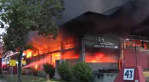 Incêndio de grandes proporções atinge Ceasa do Rio