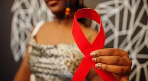 O número de novas infecções por HIV cresce mais entre a população negra, mas por quê?
