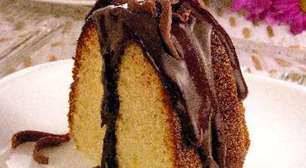 Bolo de mel com chocolate: faça o bolo para o café da tarde