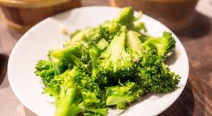 Cientistas explicam porque o melhor modo de preparar brócolis não é no vapor nem cru, mas no micro-ondas