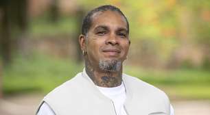 Roupa de Rodriguinho em seu casamento rouba a cena na web: 'Por Deus....'