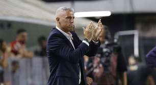 Crespo pede que a política do São Paulo não interfira no campo: "Sem afetar o elenco"