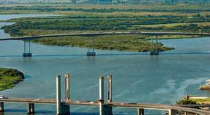 Pista leste da Ponte do Guaíba será bloqueada nesta noite para manutenção do pavimento