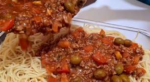 Macarronada simples: segredo do molho caseiro para a macarronada de domingo