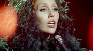 Miley Cyrus revela se prefere fazer feat com Beyoncé ou Britney; confira