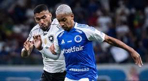 Cruzeiro abre vantagem, mas cede empate ao Botafogo no fim
