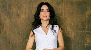 Suco de couve com jiló e dieta com pouco doce: no elenco de 'Três Graças', este é o segredo do corpo definido e natural de Andréia Horta aos 42 anos