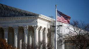 Suprema Corte dos EUA autoriza Texas a adotar novo mapa eleitoral, favorecendo republicanos