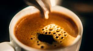 Você pode beber bem mais do que pensava: o consumo diário de café pode retardar envelhecimento biológico em casos de doenças mentais
