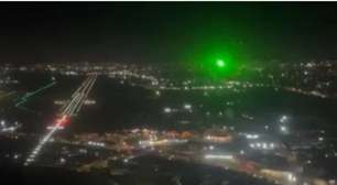 Aeroporto de Porto Alegre: lasers apontados para aviões podem causar desorientação nos pilotos e risco em pousos