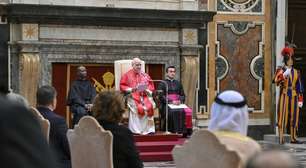 Santa Sé não cruzará braços para violações de direitos humanos, diz Papa