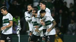 Coritiba dispensa nome forte da torcida e jogador se despede: "É com lágrimas"