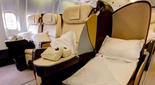 Flamengo viaja para o Catar, rumo ao Mundial, em avião de luxo de R$ 1 bilhão! Veja o vídeo