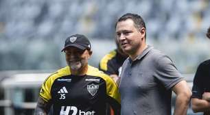 Mercado do Atlético-MG: Jornalista coloca zagueiro colombiano na mira de Sampaoli; confira