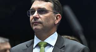 Flávio Bolsonaro, filho de Bolsonaro, é pré-candidato a presidente em 2026