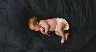 O que o primeiro cocô do bebê pode revelar sobre a saúde dele no futuro