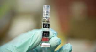 Recomendação de vacina contra hepatite B para todos os bebês é suspensa após 30 anos nos EUA