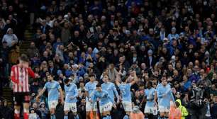 Manchester City vence o Sunderland e se aproxima do Arsenal