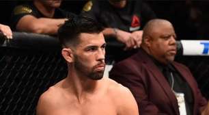 Ex-campeão do UFC sai em defesa de Pantoja e critica interrupção: 'Deveria ser uma decisão nossa'