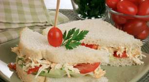 Sanduíche natural com frango desfiado: praticidade e sabor!