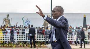 Benim frustra golpe militar e captura soldados líderes da rebelião