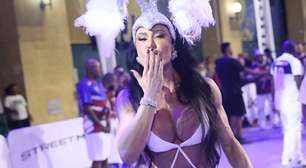 Carnaval 2026: de look recortado, Gracyanne Barbosa arrasa no samba mesmo com prótese na perna após cirurgia em mini desfile. Fotos!