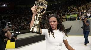 Rayssa Leal exalta parceria de equipe como estratégia para tetra do SLS Super Crown: 'Sou só um peão'