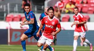 Inter vence o Bragantino, conta com ajuda do Palmeiras e escapa de queda por pontos