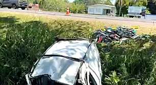 Motorista no RS é detido após capotar carro e espalhar 450 kg de maconha na via