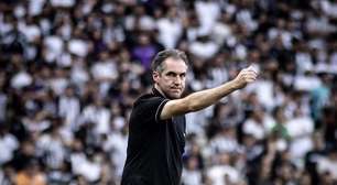 Léo Condé entra na mira de concorrente do Ceará na Série B