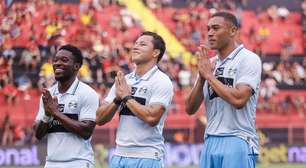 Grêmio encerra o Brasileirão com goleada e garante vaga na Sul-Americana