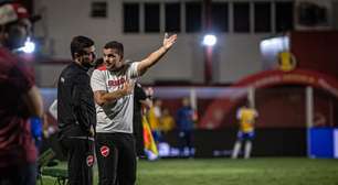Com goleiro do Atlético-MG, Vila Nova define trio de concorrentes para Umberto Louzer